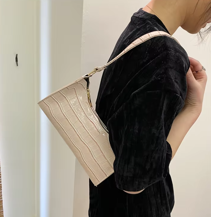 Casual PU Leather Solid Color Chain Retro Totes Shoulder Shopping Handbag - Image 24