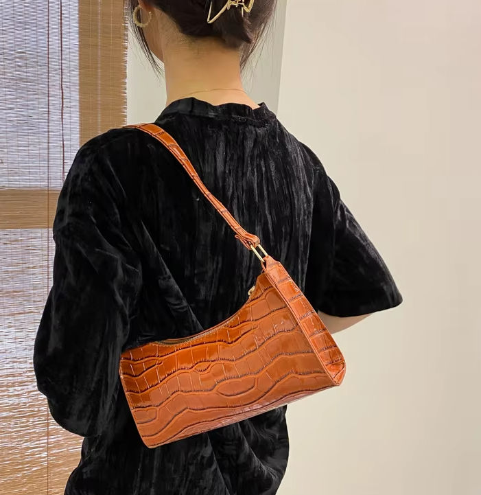 Casual PU Leather Solid Color Chain Retro Totes Shoulder Shopping Handbag - Image 23