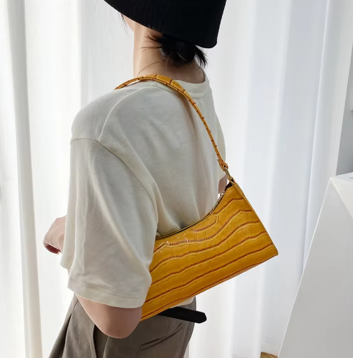 Casual PU Leather Solid Color Chain Retro Totes Shoulder Shopping Handbag - Image 9