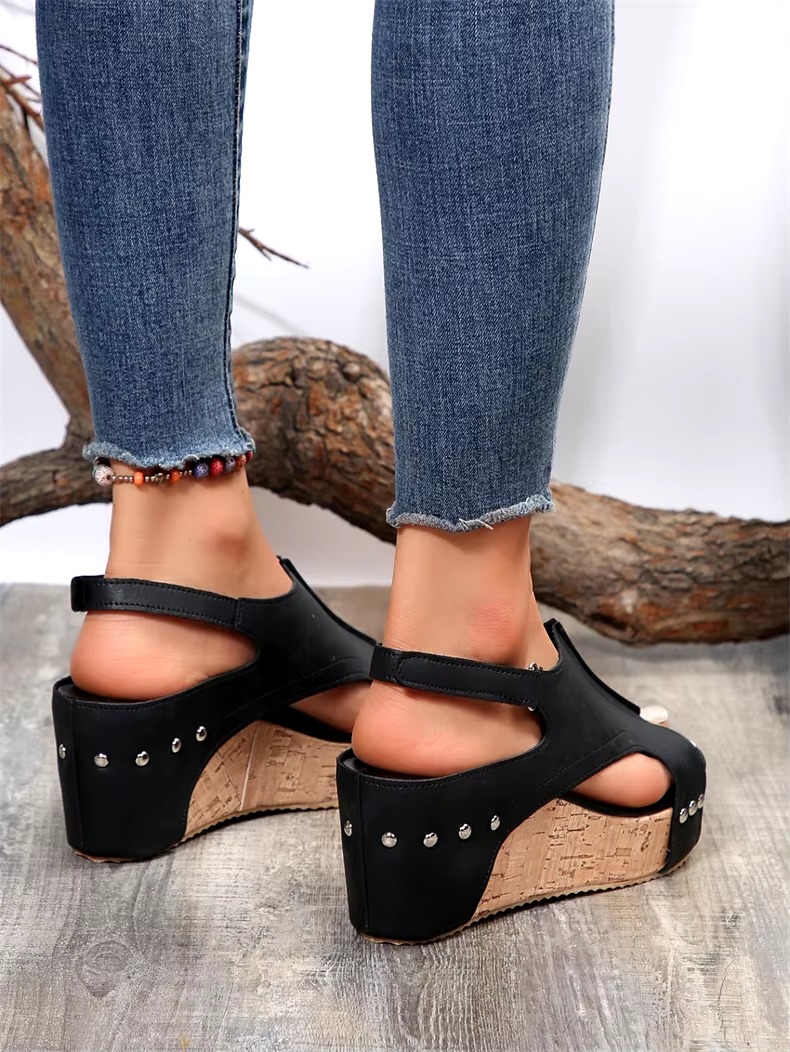 Casual Rubber Sole Buckle Platform Wedge Sandals - Image 7