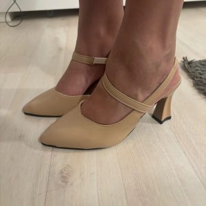 Casual Soft Leather Solid Color Thick High-heeled Sandals26262600000_11zon