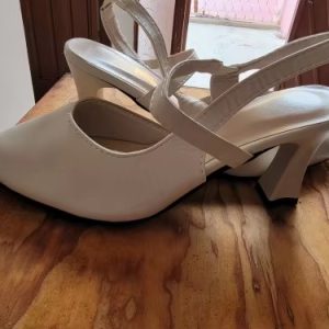 Casual Soft Leather Solid Color Thick High-heeled Sandals2_11zon