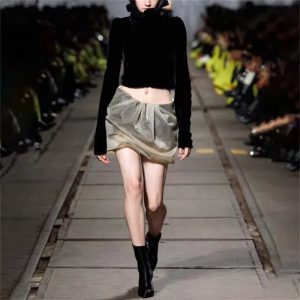 Casual Stand Collar Velvet Short Long-Sleeved Crop Top