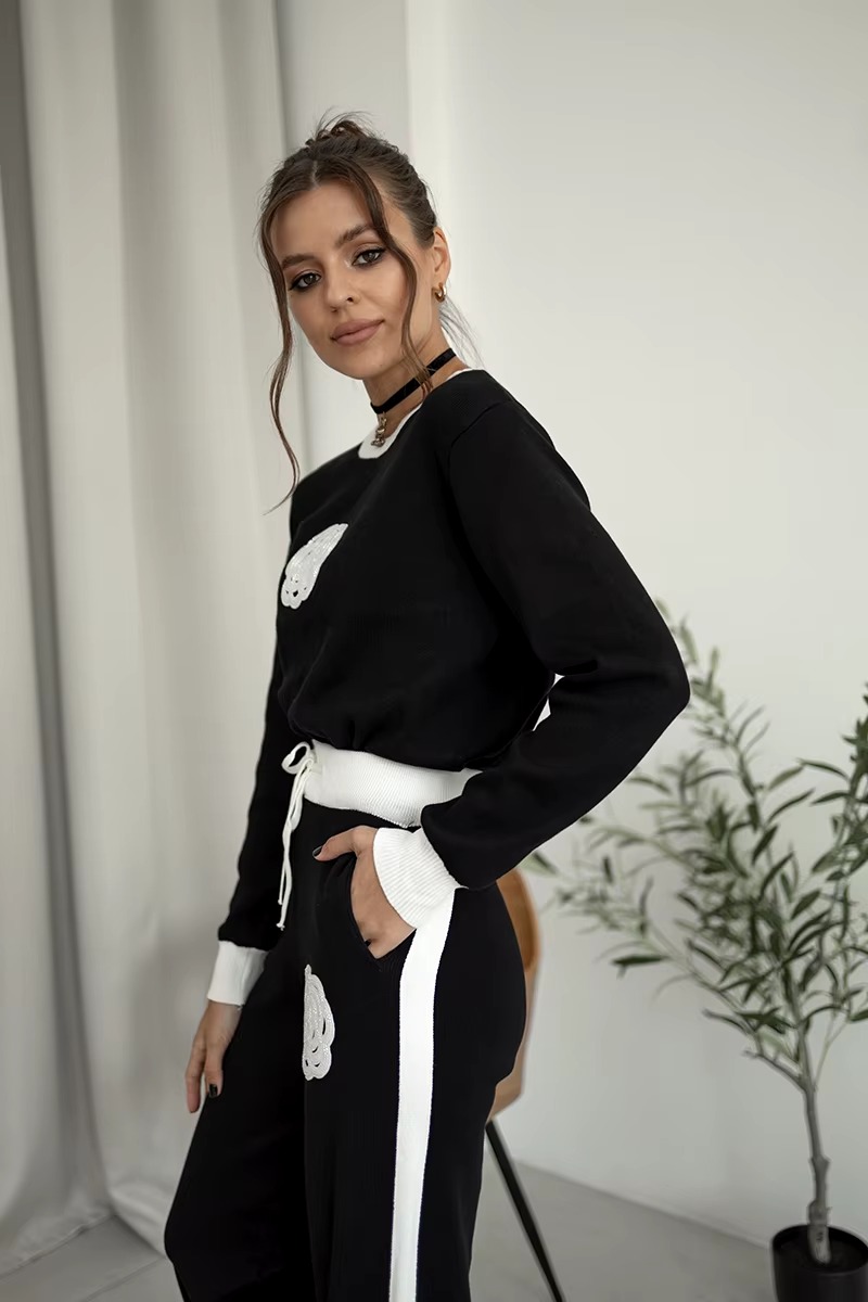 Casual Viscose Knitted Floral Sweater Two Piece Set - Image 9