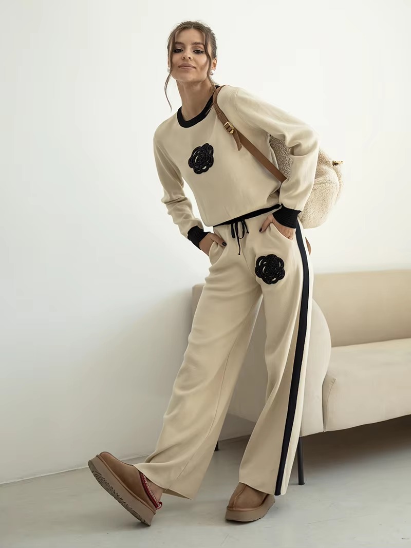 Casual Viscose Knitted Floral Sweater Two Piece Set - Image 3