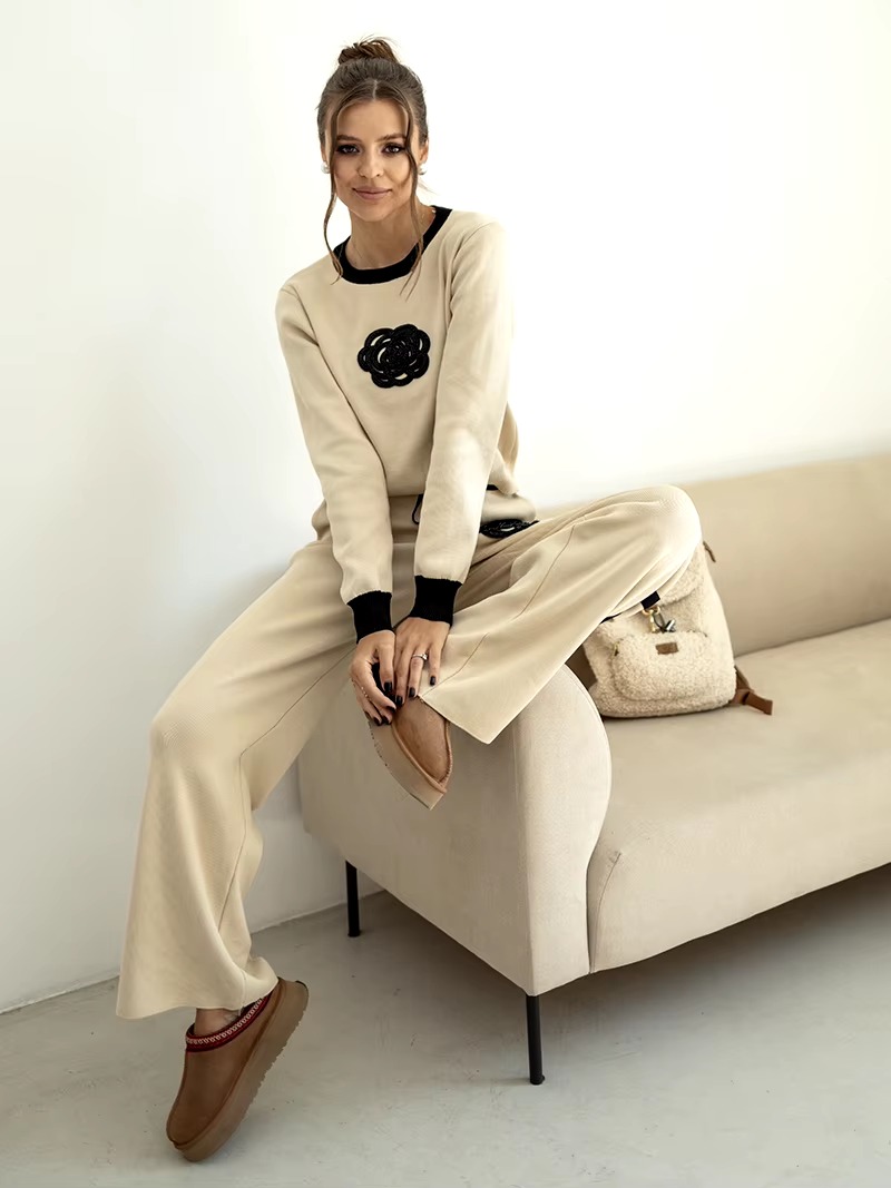 Casual Viscose Knitted Floral Sweater Two Piece Set - Image 4