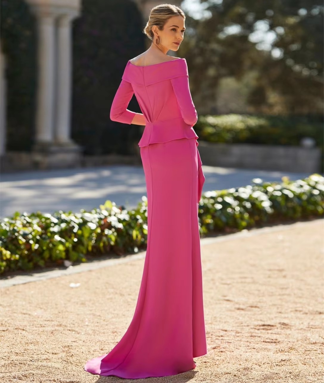 Elegant Boat Neck with Flower Mermaid Watteau Train Long Mother of the Brides Dresses - Image 2