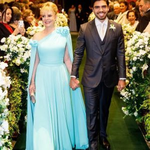 Elegant Long One Shoulder Chiffon A-Line Flower Floor Length Mother of the Groom Dress