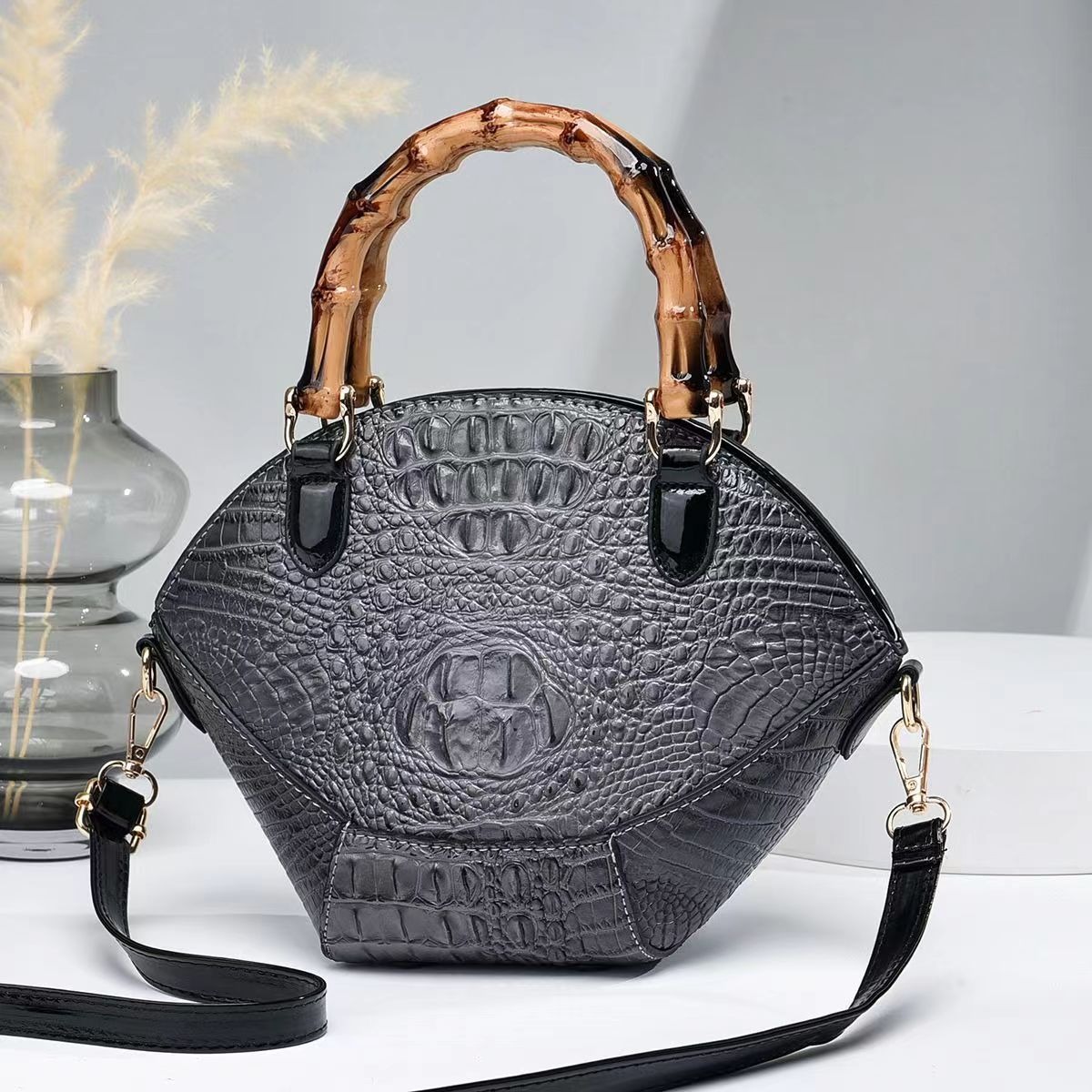 Casual Solid Interior Zipper Pocket Versatile Handheld One Shoulder Crossbody Bag - Image 7