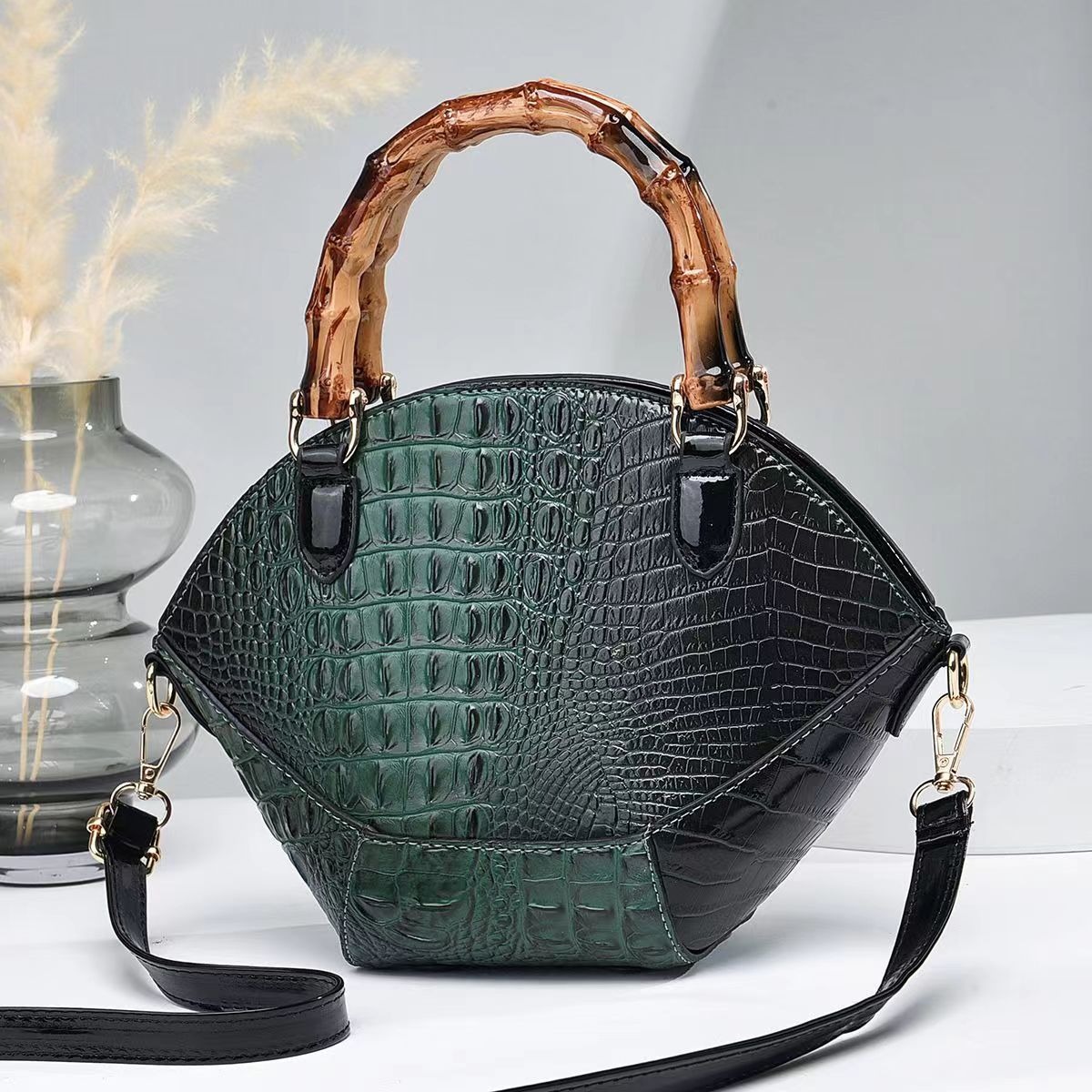 Casual Solid Interior Zipper Pocket Versatile Handheld One Shoulder Crossbody Bag - Image 3