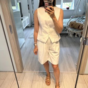 Elegant Solid V-Neck Single Breasted Chic Vest Shorts Suit 2 Piece Sets75..jpeg__11zon