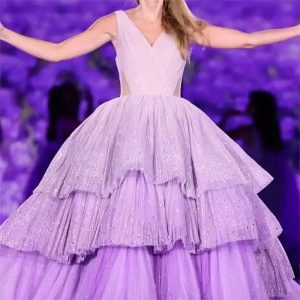 Elegant Tiered V-Neck sleeveless Party Wedding Vestidos Floor-Length Ball Gown