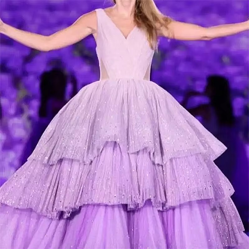 Elegant Tiered V-Neck sleeveless Party Wedding Vestidos Floor-Length Ball Gown