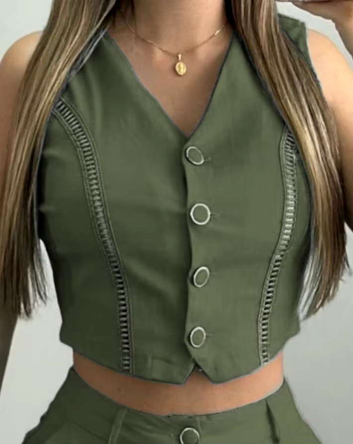 Hollow Out Buttoned V-Neck Sleeveless Crop Vest Top Casual Pocket Daily Shorts Two Piece Set - Image 2