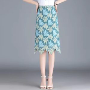 Elegant 3D Leaves Embroidery Patchwork Crochet Lace Midi Pencil Skirt