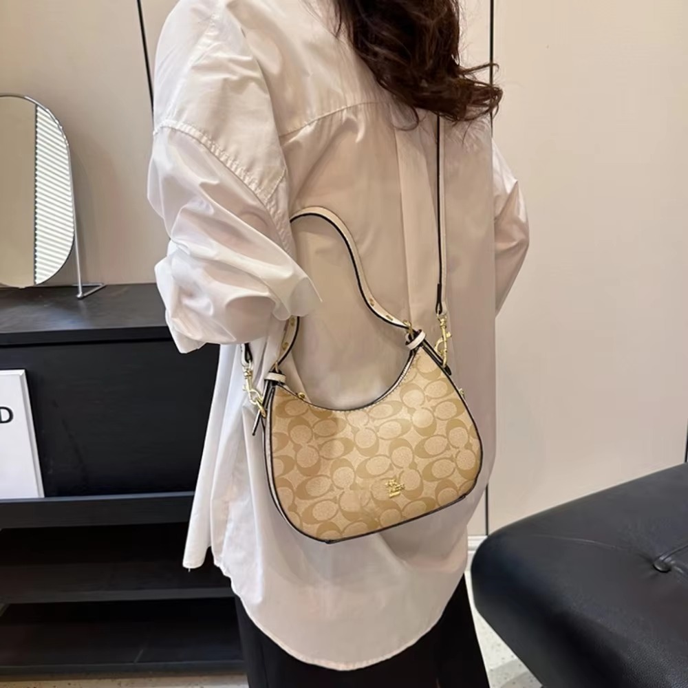 Trendy Versatile Leisure Leather Horizontal square Simple Designer Shoulder Hobo Bag - Image 3