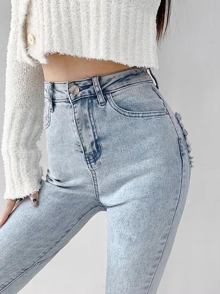 Vintage Baggy Denim Wide Legged Loose Flare Jeans - Image 2