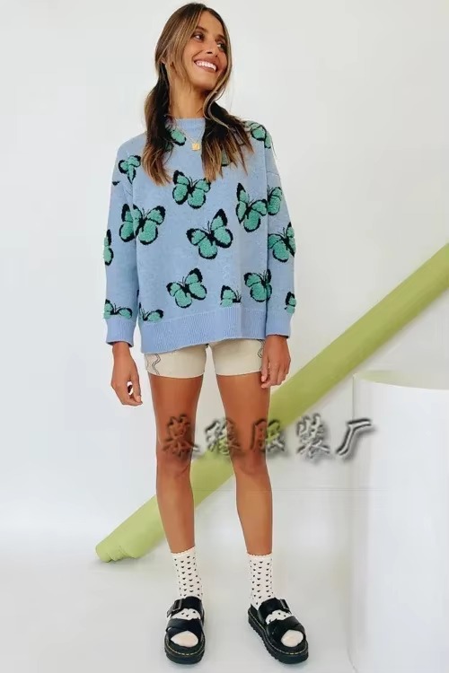 Butterfly Printed Crew Neck Large Size Knitted Pullover Sweater - Image 6