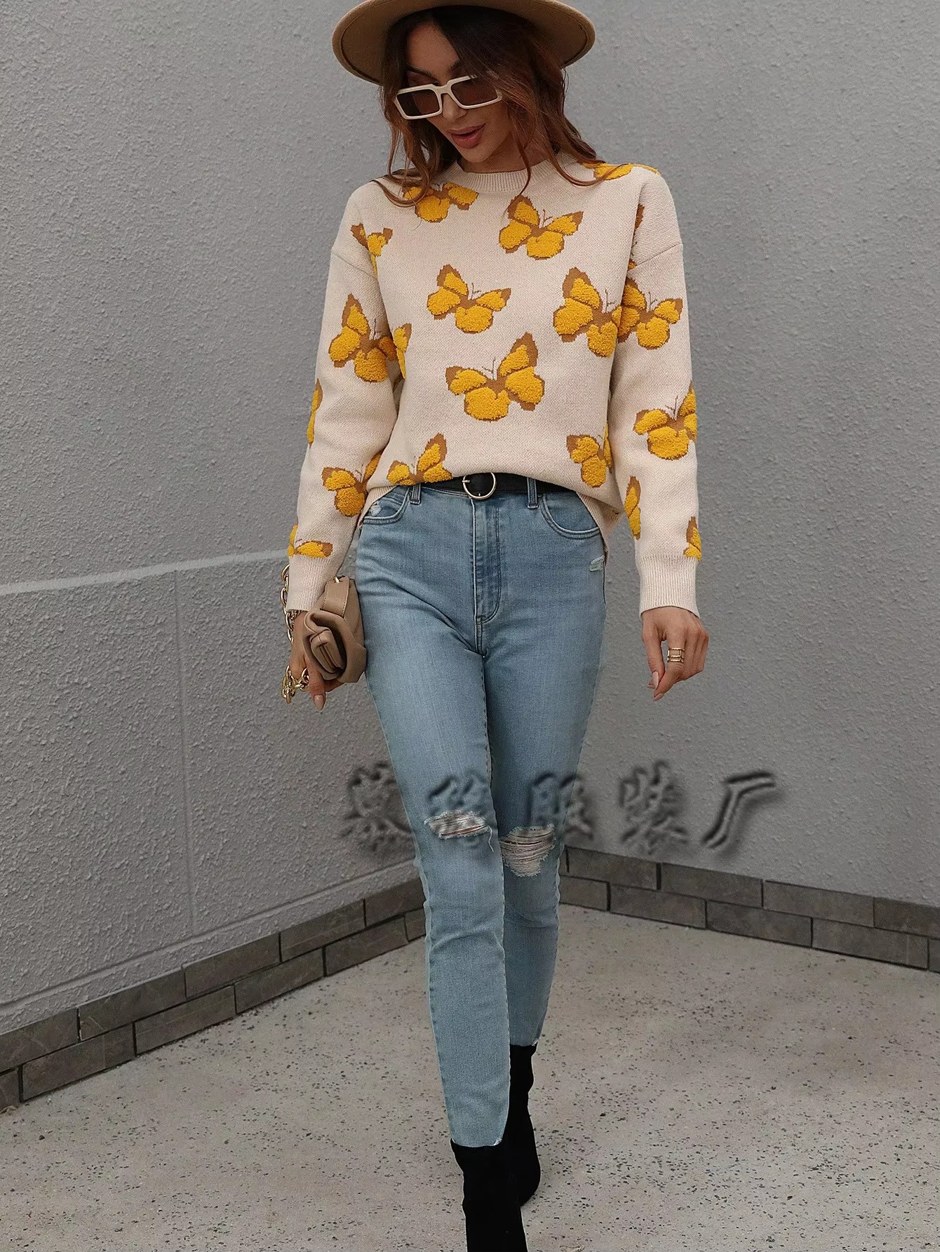 Butterfly Printed Crew Neck Large Size Knitted Pullover Sweater - Image 21