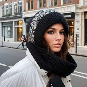 Casual All-in-One Comfortable Warm Knitted Hat Scarf