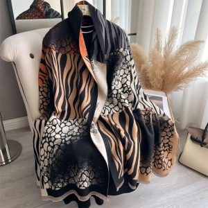 Casual Cashmere Wraps Thick Foulard Warm Scarf