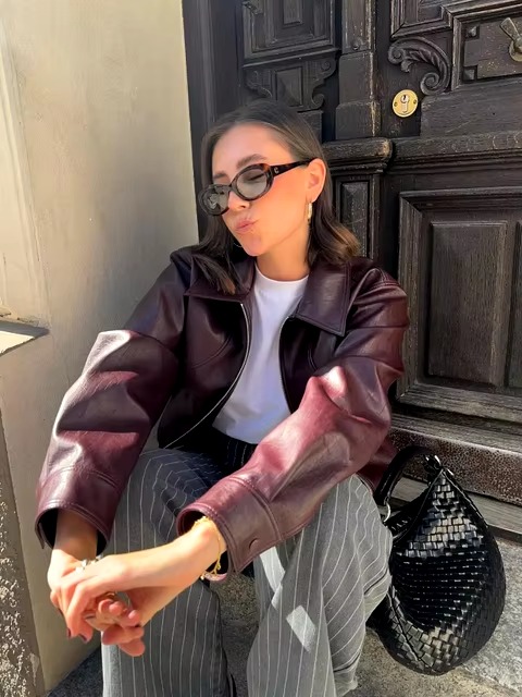 Elegant Solid Pu Leather Long Sleeves Zipper Crop Warm Jacket - Image 2