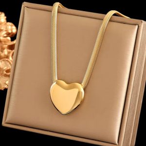 Stylish Heart Shape Love Plated Necklace