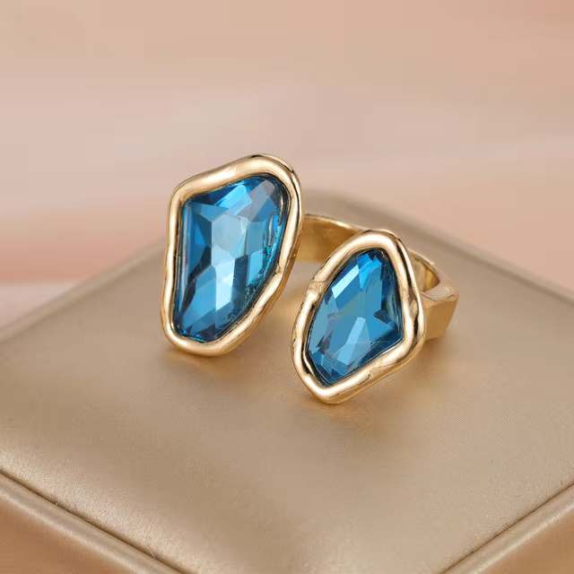 Designer Irregular Crystal Trendy Metal Rings - Image 4