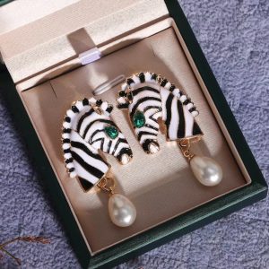 Zebra Head Shape Fashion Imitation Pearl Animal Earring