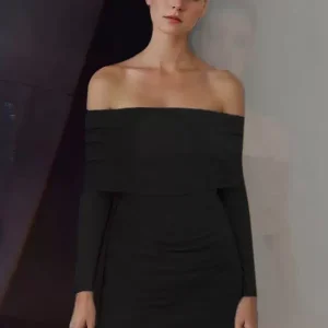 Bateau Neck Pleated Stretch Chic Long Sleeves Pencil Bodycon Dress