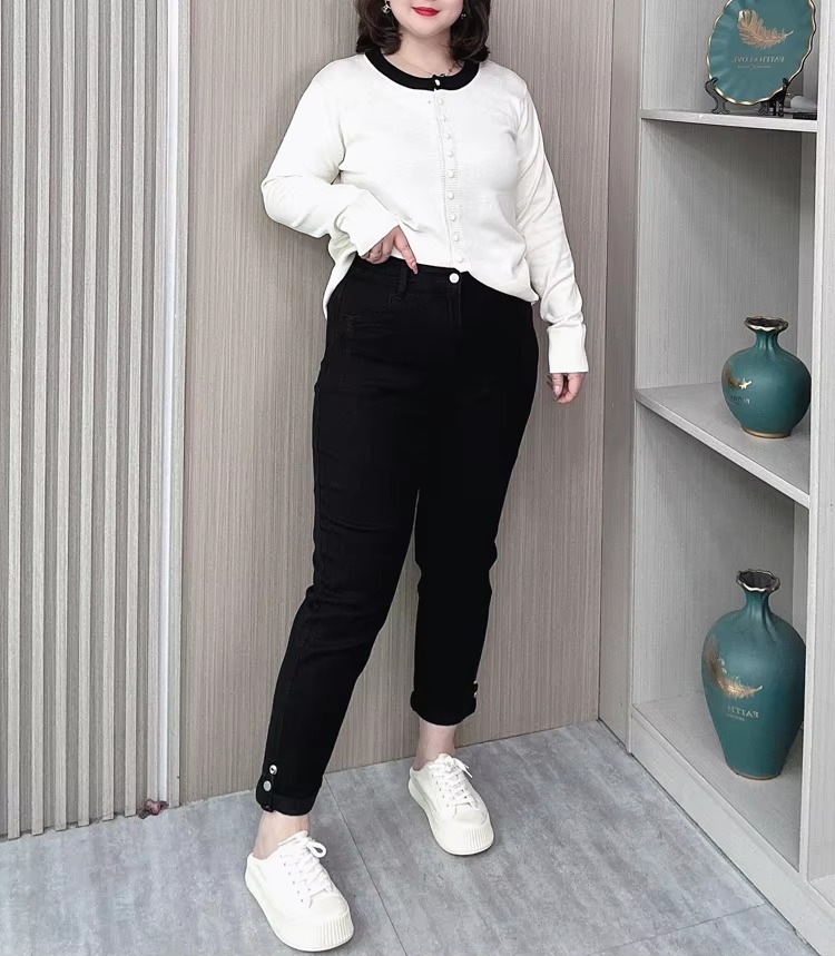 Casual Two Buttons High Waist Stretched Slim Plus Size Jeans - Image 7