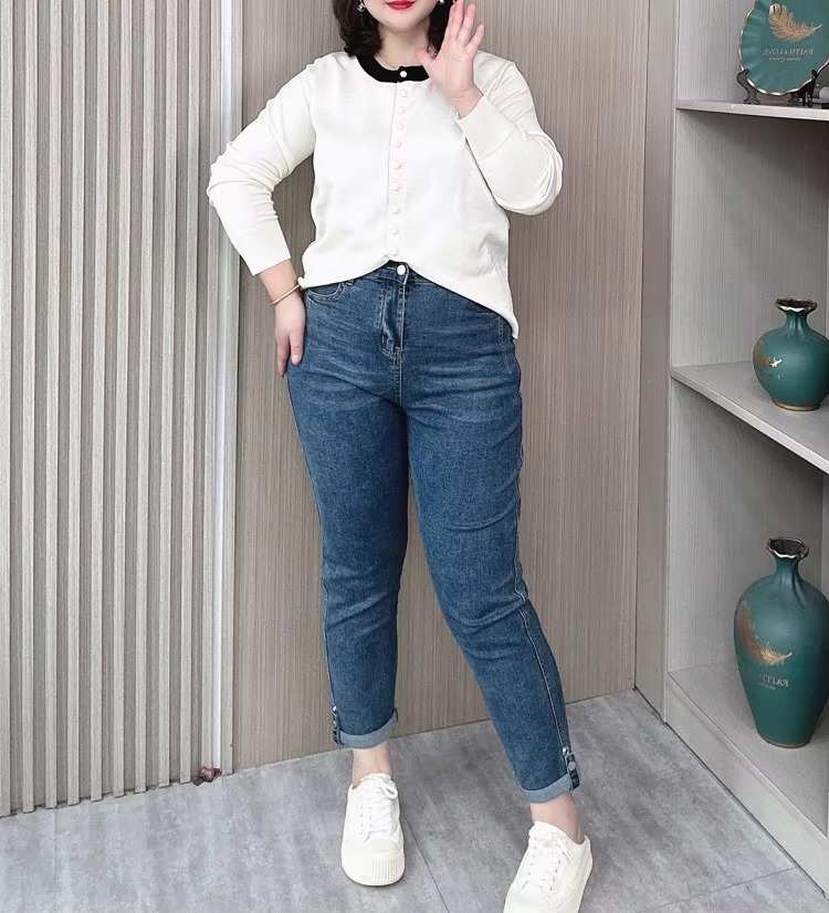 Casual Two Buttons High Waist Stretched Slim Plus Size Jeans