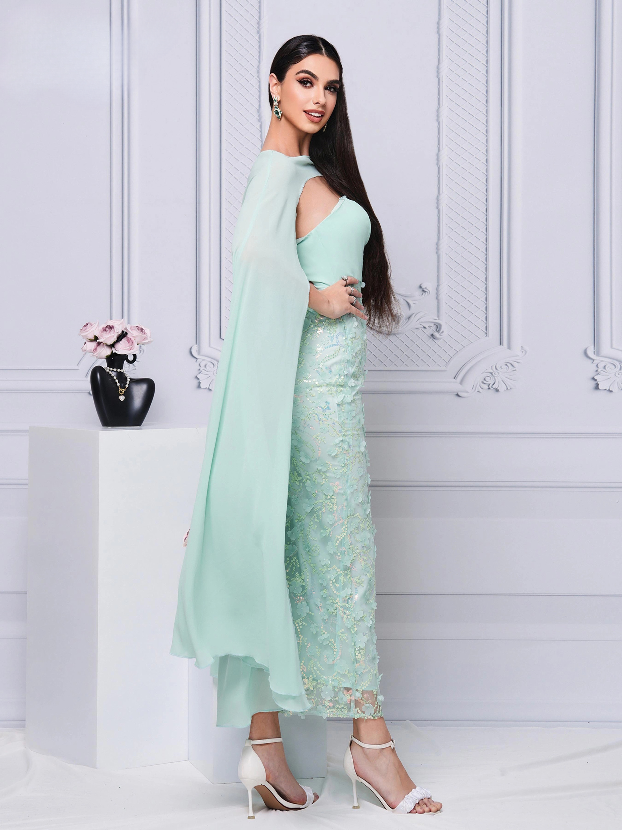 Elegant Beautiful Flowing Cape empire Waist Cocktail Prom Party Dress - Image 4