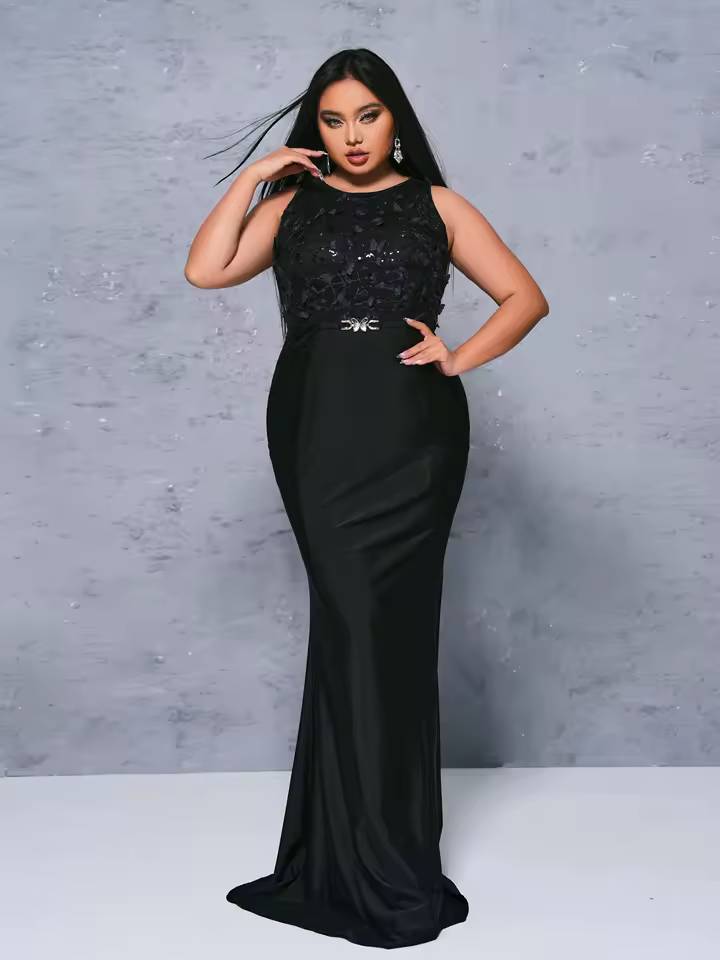 Elegant Empire Round Neck Plus Size Floor-Length Maxi Dress - Image 2