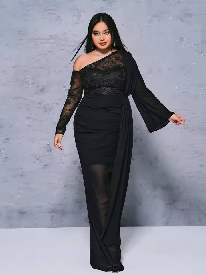 Luxury Elegant Asymmetric Plus Size Evening Gown - Image 4