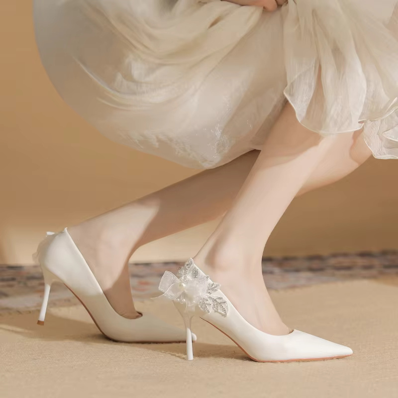 Pointed Pearl Bowknot Fashion Satin Wedding Bridesmaid Single Shoes - Image 2
