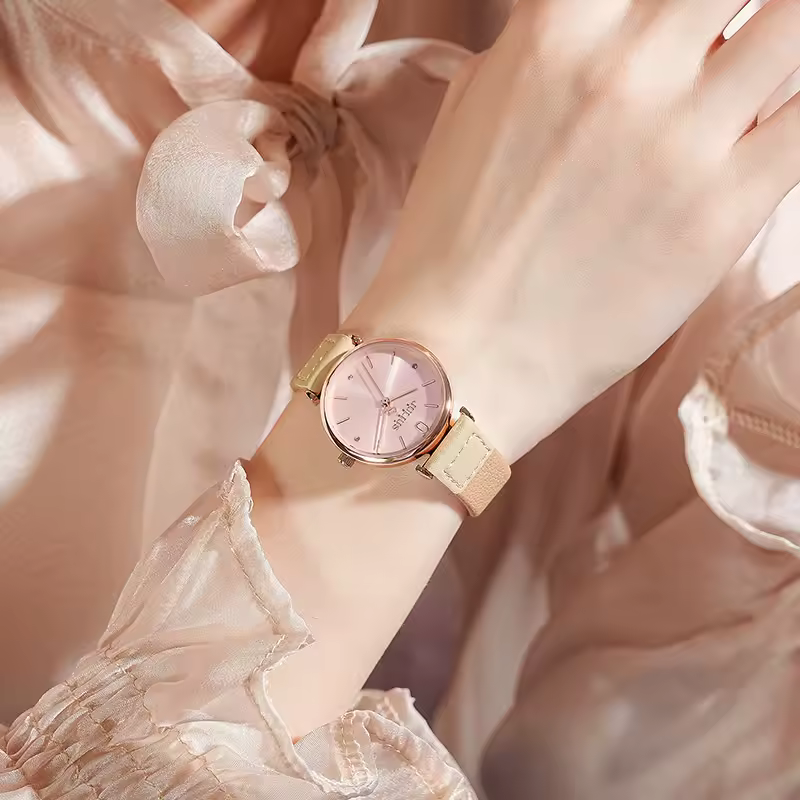 Casual Alloy Leather Water Resistant 3Bar Quartz Wristwatch