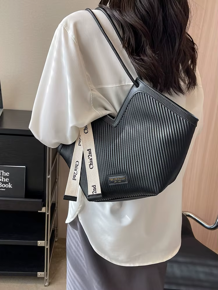 Casual Solid zipper Polyester Shoulder Tote Bag