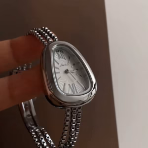 Luxury Niche Snake Head Quartz High-end Temperament Bracelet Watch