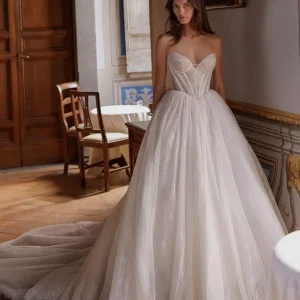 Princess Silhouette With Train V-Neck Sleeveless Empire Waist Tiered Lace Bridal Wedding Dresses