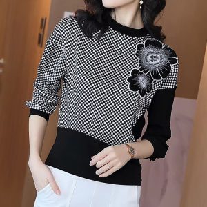 Elegant O-Neck Patchwork Embroidery Screw Thread Loose Casual Long Sleeve Top