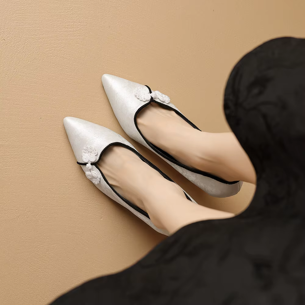 Classics Designer Pointed Toe Stiletto Pumps High Heels - Image 3