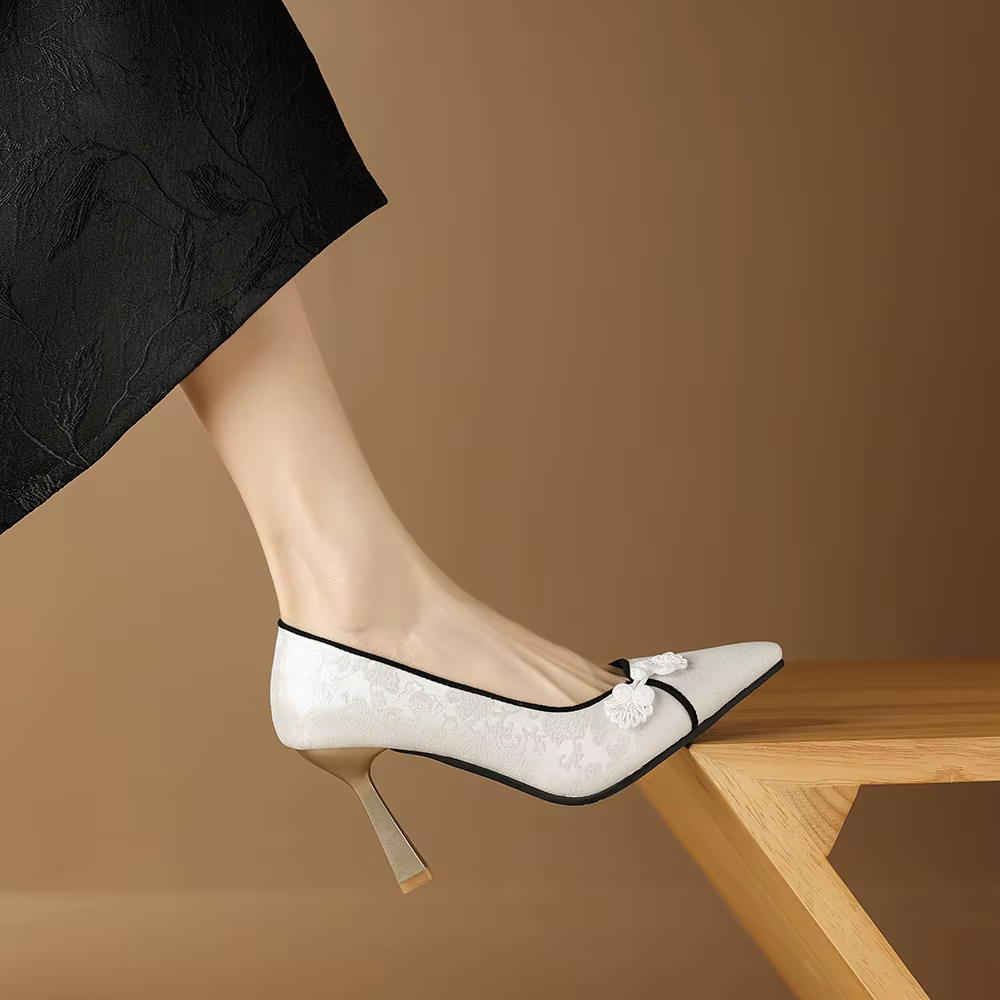 Classics Designer Pointed Toe Stiletto Pumps High Heels - Image 4