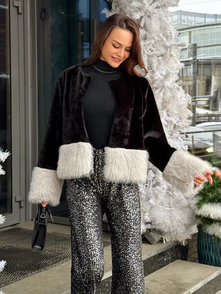 Elegant Color-Blocked Imitation Fox Fur Slim Short Mink Coat - Image 2