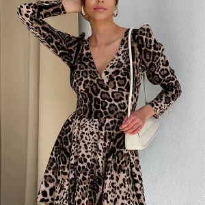 Elegant Leopard Print V-neck Long Sleeves Mini Swing Skater Dress