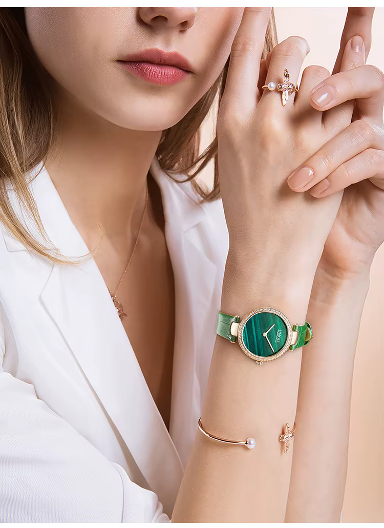 Elegant Waterproof Simple Leather Bracelet Dial Wristwatch