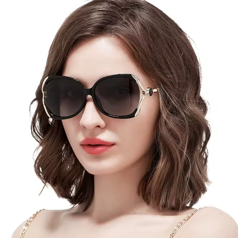 Luxury Plastic UV400 Polarized Eyewear Sun Glasses