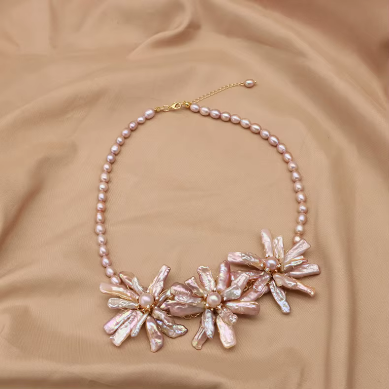 Luxury Handmade Flower Clavicle Chain High-end Jewelry