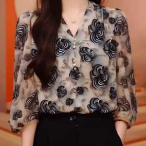 Flowers V-neck  Stylish Sweet Ruffles Spliced Loose Shirt