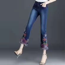 Casual Cropped Denim Trousers Embroidery Flowers Flare Jeans - Image 3